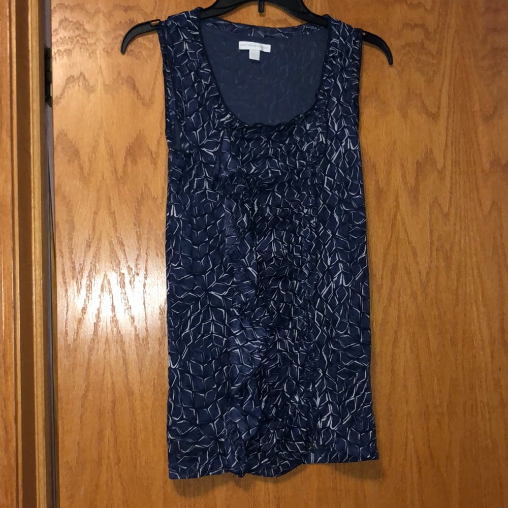 Dark blue patterned tank top